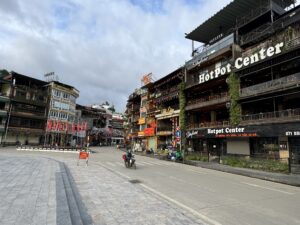 Sa Pa town square 2